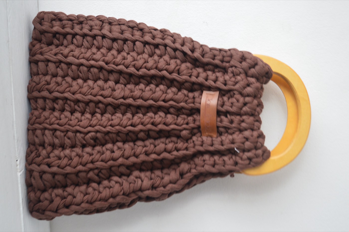 Cartera chocolate — Marie Claire Marambio